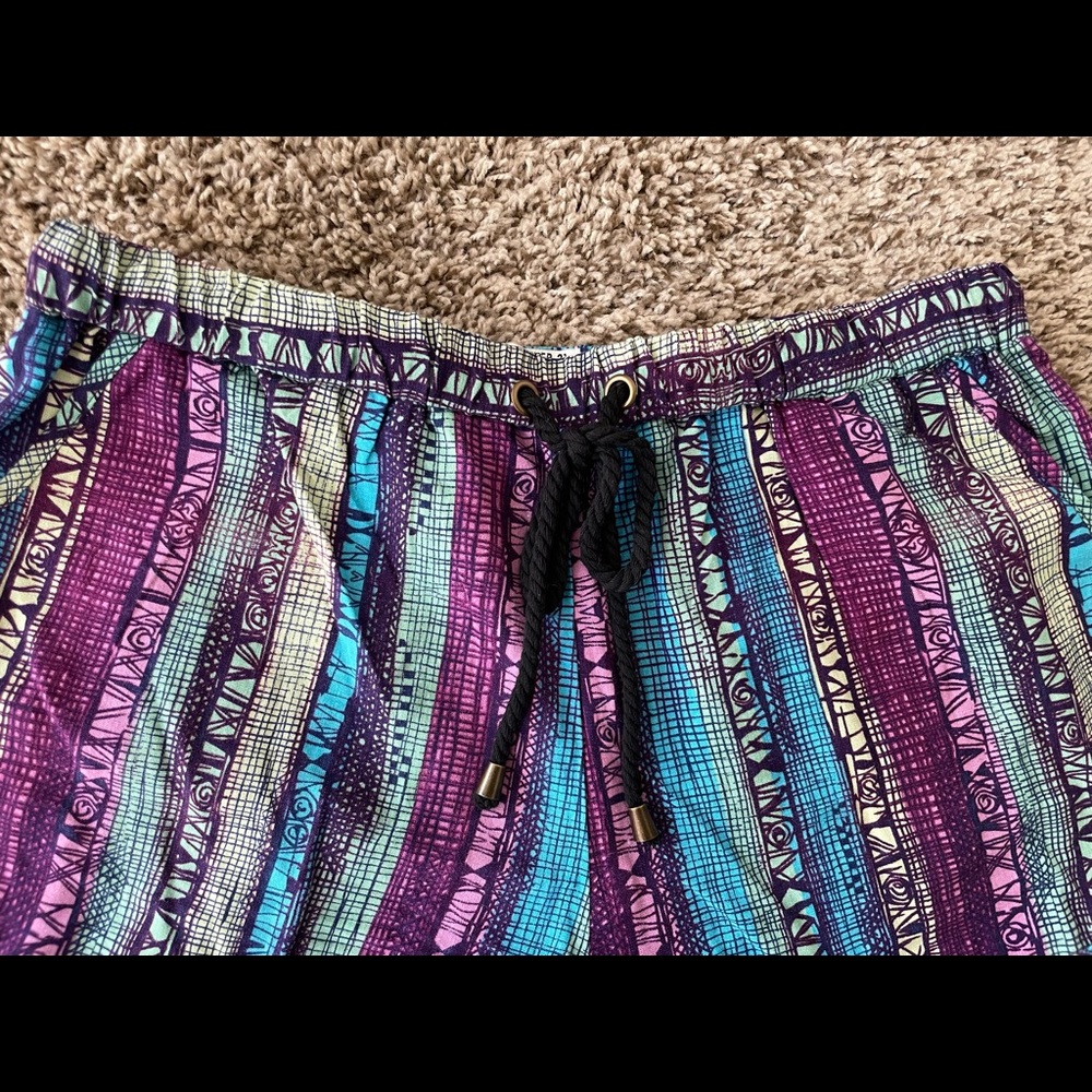 Forever 21 Shorts - Picture 3 of 7